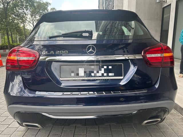 2017/18 Mercedes Benz GLA200 (A) Direct owner - 2