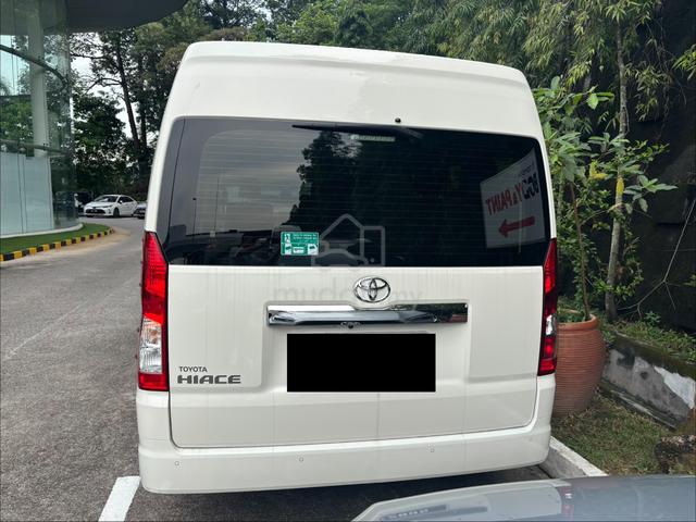 2026 Toyota HIACE 2.8 SLWB WINDOW VAN - 3