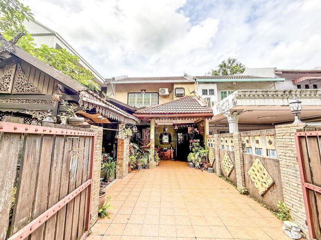 FACING OPEN! FREEHOLD 2 Storey Terrace Bandar Sri Damansara, KL 1