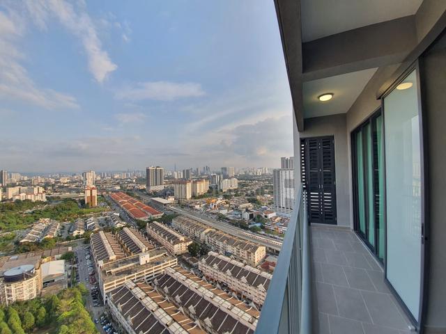 Fortune Centra Residences 1