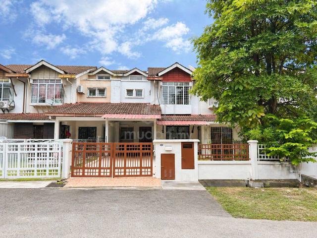 Double Storey Terrace House Jalan Nova Seksyen U5, Subang Bestari 1