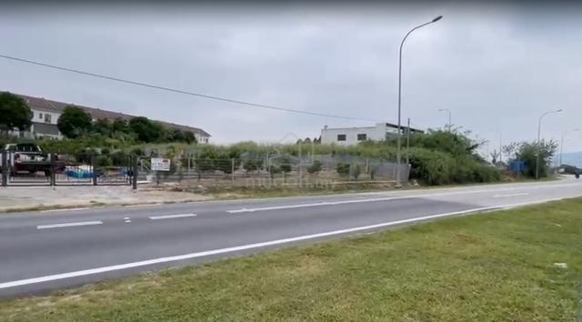 Semenyih Beranang Pajam Land-0.3 Acres, Facing Main Road, Freehold 1
