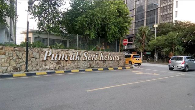 Room at Puncak Seri Kelana Condominiums  1