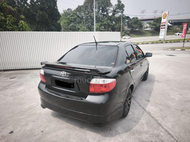 Toyota Vios 1.5 E spec 2005 - 4