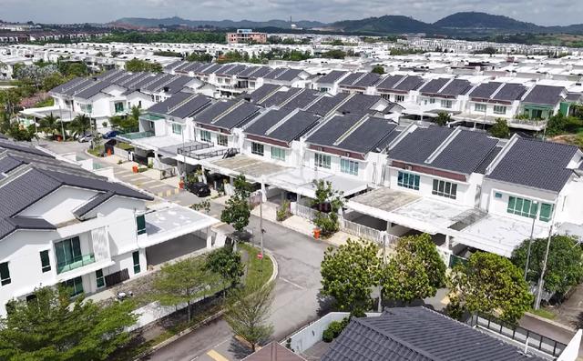 Hijayu 3C Fellona Bandar Sri Sendayan Seremban 1
