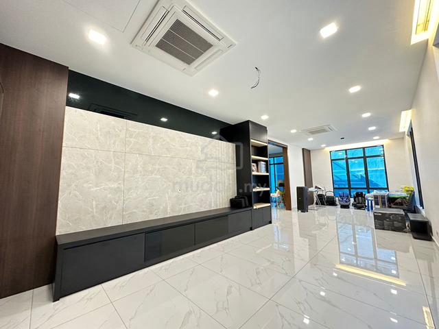 Renovated Big Bungalow❗️The Rise, Kota Emerald, Rawang 1