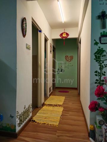ROOM FOR RENT - with wifi- Relau 4