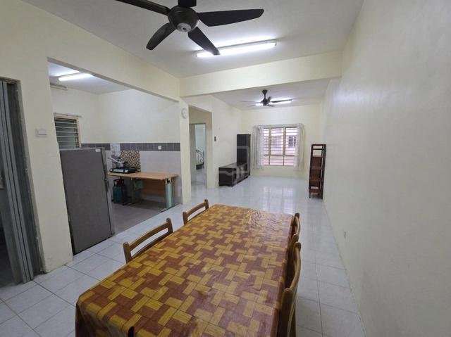 Villa Tropika (Bangi) 1