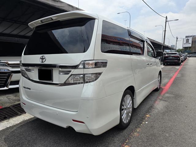 2014 Toyota VELLFIRE 2.4 ZG Sunrof Theater 360 FUL - 4