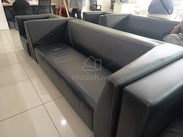 3 Seater Sofa (Armchair) - photo 4 of 4