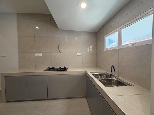 Taman Perling JB, Fully Renovated High Ceiling design, Good condition 1