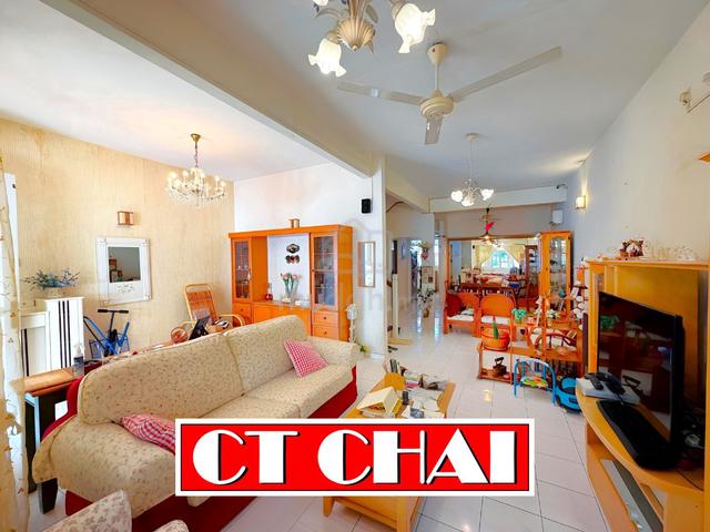 CONCRETE NON-SPLIT 2-STY TERRACE 1,800sqft LORONG DELIMA ISLAND GLADES 1