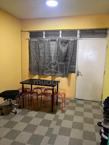 Bilik sewa lelaki petaling jaya 1