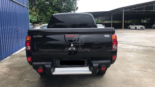 2012 Mitsubishi TRITON 2.5 VGT (loan kedai) - 2