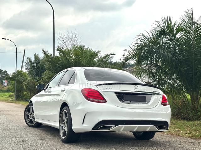 2017 Mercedes C200 2.0 AMG (CBU) / GOOD CONDITION - 4