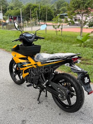 Yamaha y15zr condition baru - photo 3 of 10