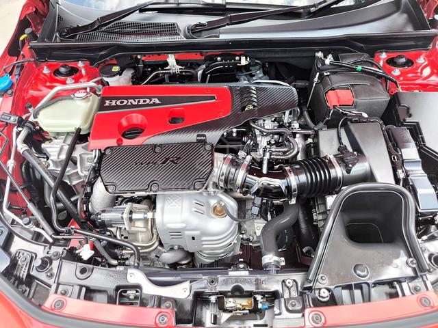 Honda Civic 2.5 TR Black Racing Edition New Car - 5