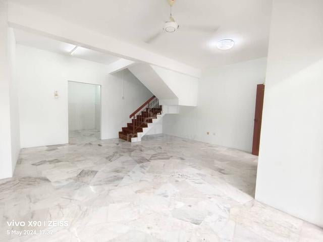 Cheapest 2 Storey 20x70 Lestari Perdana Puj Equine MRT Seri Kembangan 1
