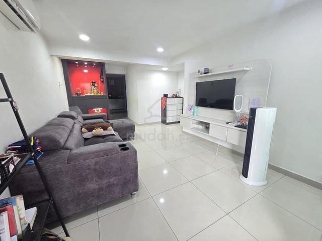 Kulai Bunga Kertas Double Storey Low Cost Corner Full Loan Renovated 1