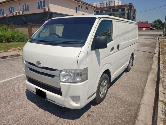 2015 Toyota Hiace Panel Van 2.5 (D) - 1
