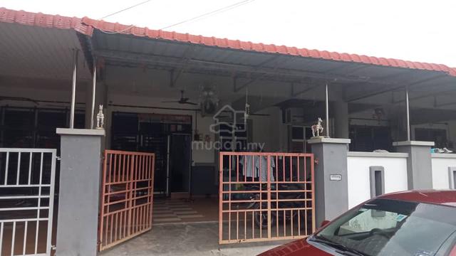 Taman Tasik Ria@Tangkak 2 single storey 3 bedroom terrace 1