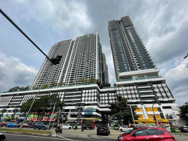 KL Traders Square Residences 1