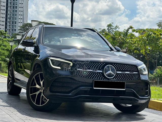 2021 Mercedes Benz GLC300 AMG 2.0 FULL SERVICE C&C - 1