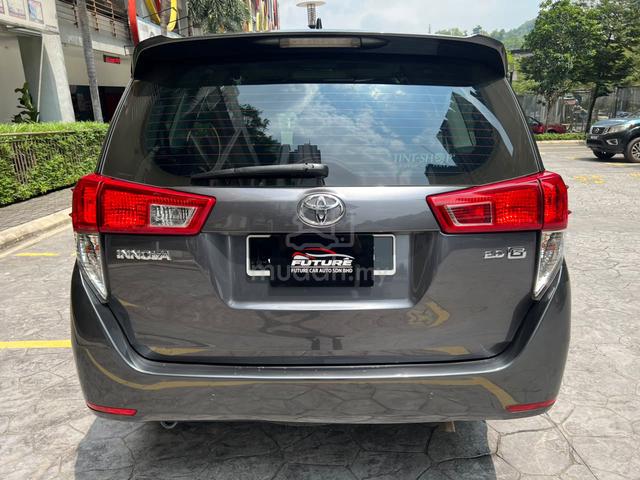 2017 Toyota INNOVA 2.0 G 1 OWNER MAX LOAN - 4