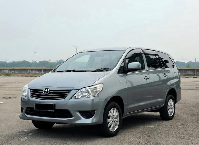 [2013] Toyota Innova 2.0E (AT) 7 Seater MPV  - 1