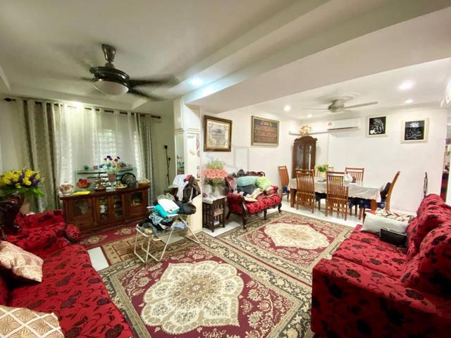 RENOVATED & EXTENDED Double Storey Semi-D CLuster Taman Putra Perdana 1