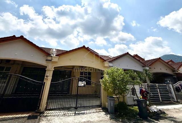 Move-In Ready Single Storey House for Rent | 1