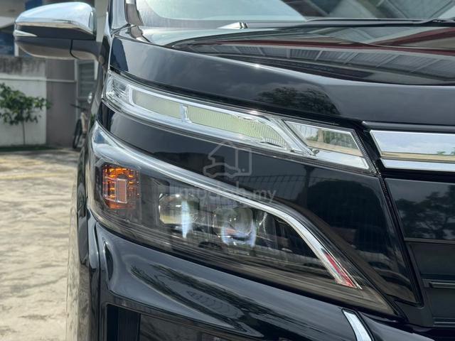 2021 Toyota VOXY 2.0 ZS KIRAMEKI III 2PD 7STR 29K - 4