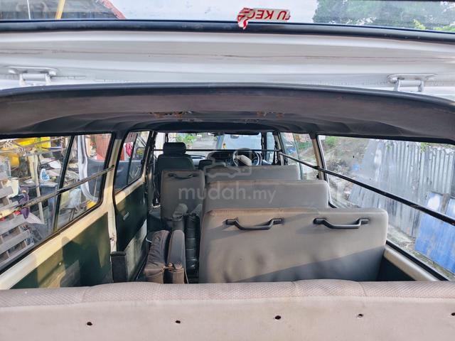 2000 Toyota HIACE 2.0 LH112 (M) - 5