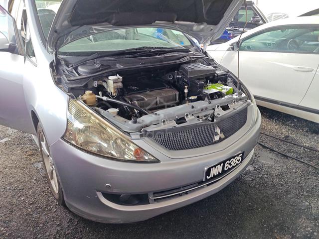 2010 Mitsubishi GRANDIS 2.4 MIVEC ENHANCED (A) - 3