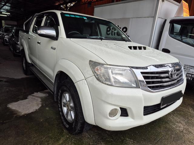 2013 Toyota HILUX 2.5 G VNT FACELIFT (A) - 2