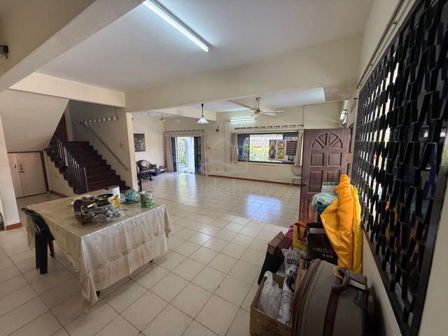 Jb Stulang Darat Double Storey Semid House Partial Furnish For Rent 1