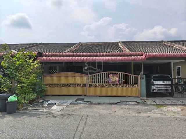 Ruang Tamu Besar, 4 minit ke Aeon Mall, Taman Fasa 1B 1