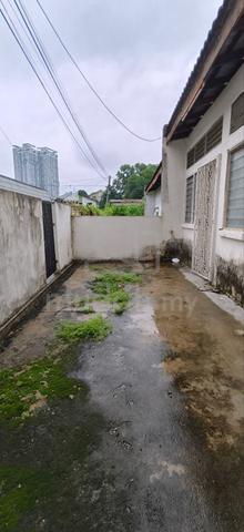 Johor Bahru Taman Pelangi @ Jalan Puteh Original Single Storey House 1