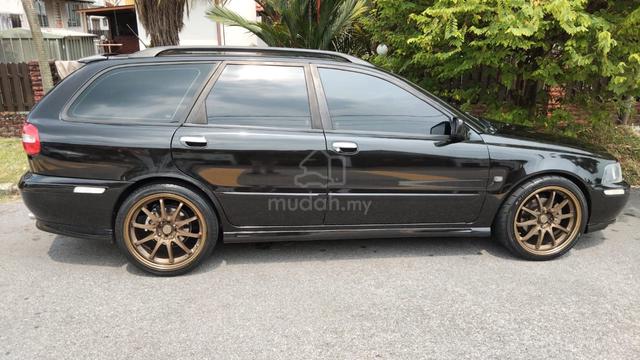 2004 Volvo V40 1.9 T (A) - 3