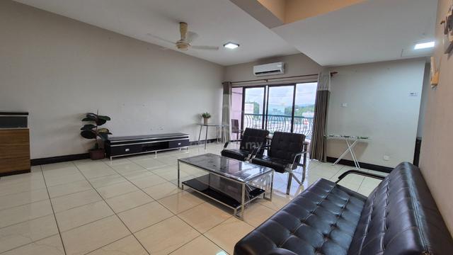 Marina Court 1