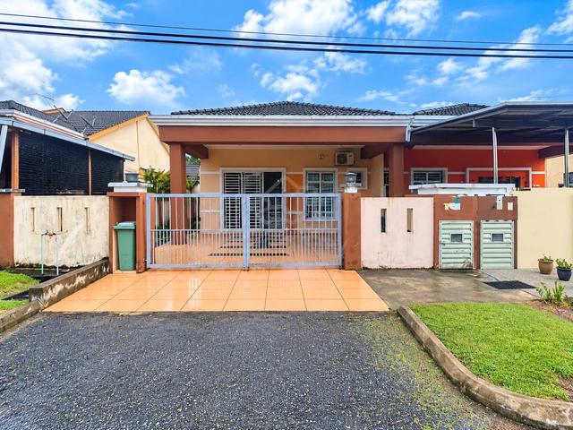 Serembanš„Taman Warisan Puteri, FREEHOLD+RENOVATED+4 ROOMS+NICE UNIT 1