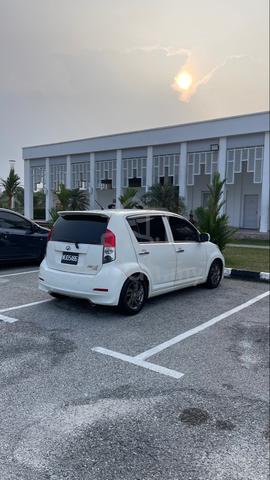 2010 Perodua MYVI 1.3 EZI MY05 M300 FACELIFT (A) - 4