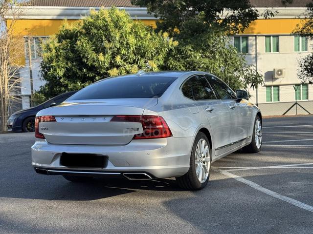 2018 Volvo S90 2.0 T8 INSCRIPTION MY2017 (A) - 4