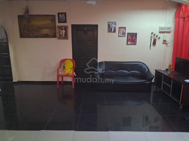 Rumah Teres Berkembar (Attached) 1