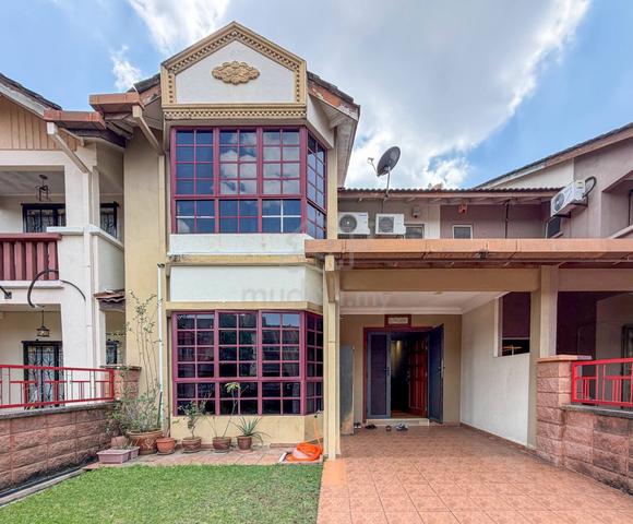 Renovated Unit! @Bukit Jelutong Seksyen U8, Shah Alam 1