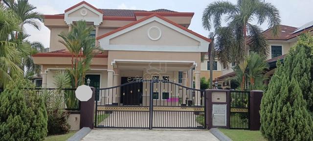 Kota Warisan Bungalow Semi Furnished house for Rent 1