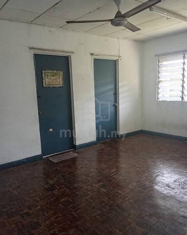 Flat PKNS Seksyen 24 Shah Alam 1