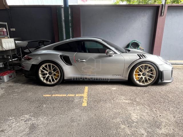 2017 Porsche 911 GT2 RS Under Warranty Duty Paid - 2