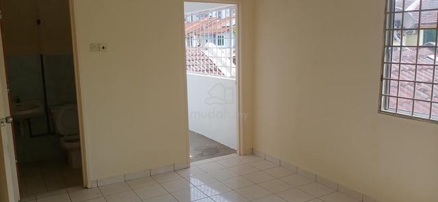 Townhouse for Rent, 3 Bedroom, 1021 sq.ft, Kajang, Selangor | Mudah.my