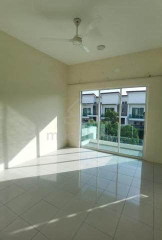 Gated-Extra Land|Tropika/Tropicale Residence|Alma 1